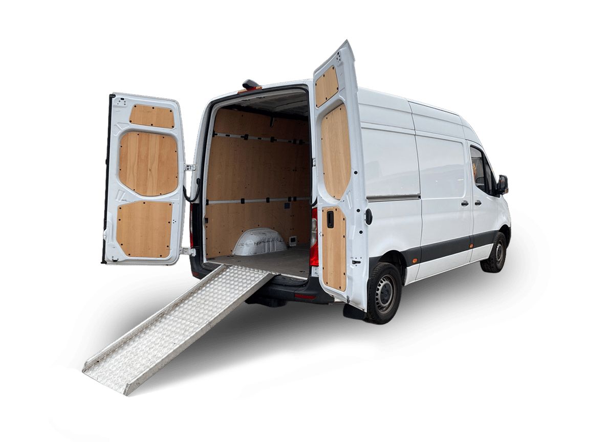 Delivery van with ramp — Mercedes Sprinter